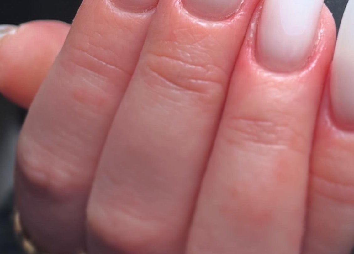 Manucure ombrée élégante chez Romynails pro, Genvry, Hauts-de-France, FR.