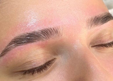 Expertly shaped eyebrows at By Liv in Doncaster, England, GB, showcasing the artistry of eyebrow grooming.