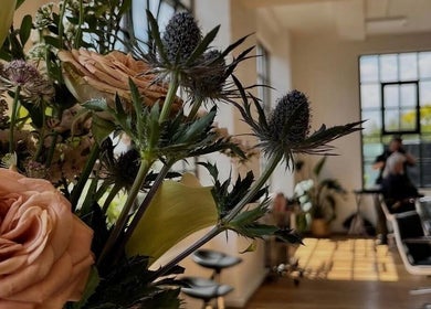 Elegant bouquet in a bright salon at Solar Haar, Studio 90, London, England, GB.