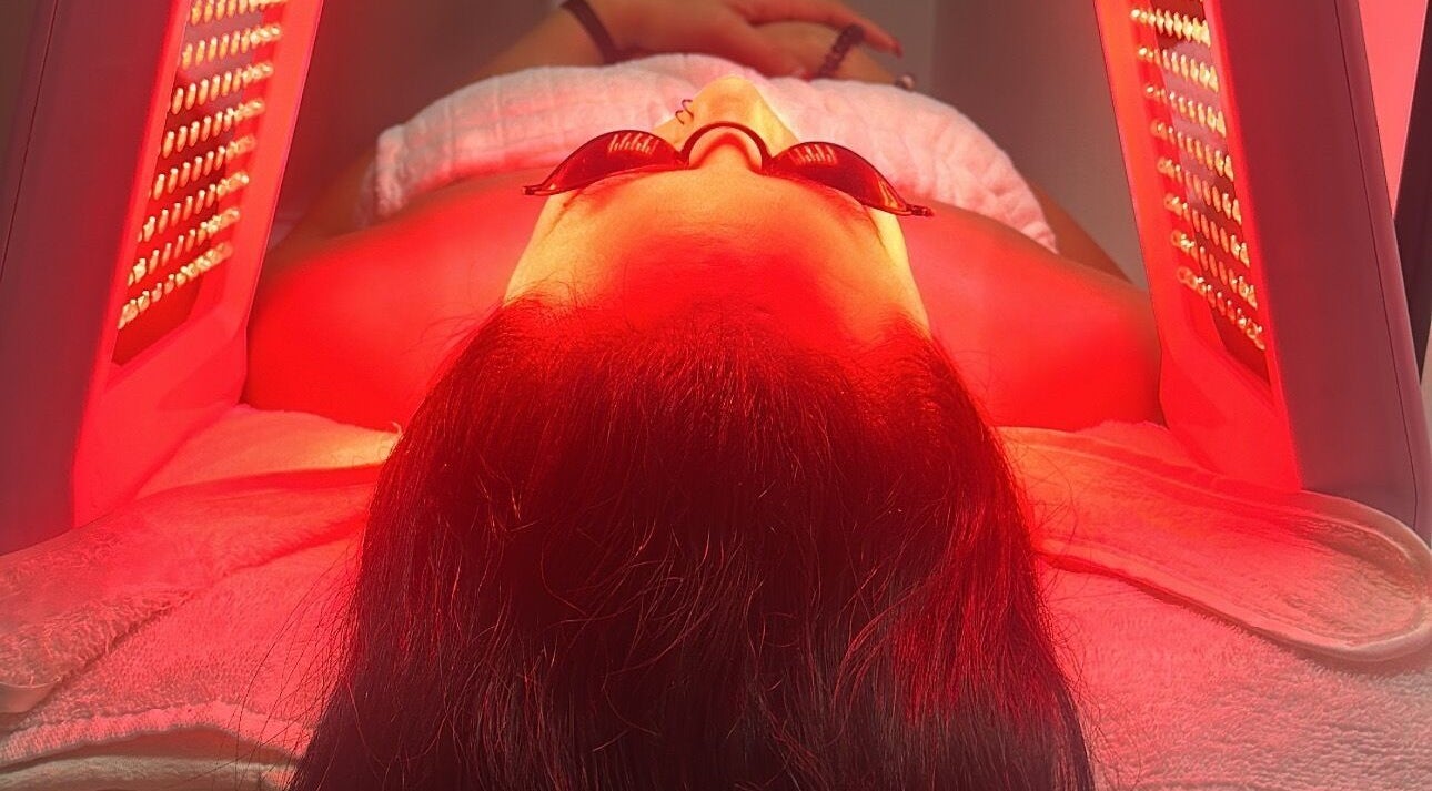 Client enjoying LED light therapy at Glowy With B, Melbourne, Victoria, AU for rejuvenated skin.