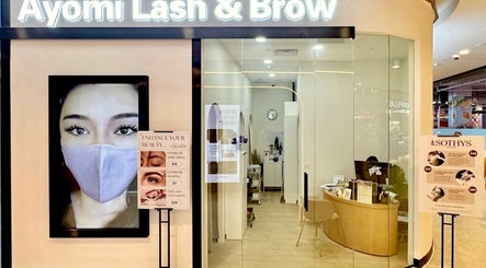 Ayomi Lash & Brow Bild 3