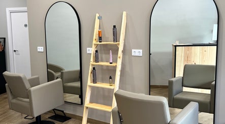 SV Saray Valdivia Beauty Hair Studio, bilde 2