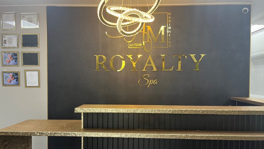 AM Royalty Spa image 1