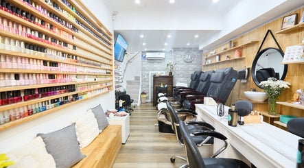 MIA Nails & Beauties