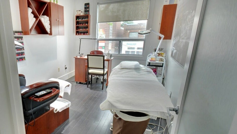 Skin and Bodyfresh Med Clinic + Spa image 1