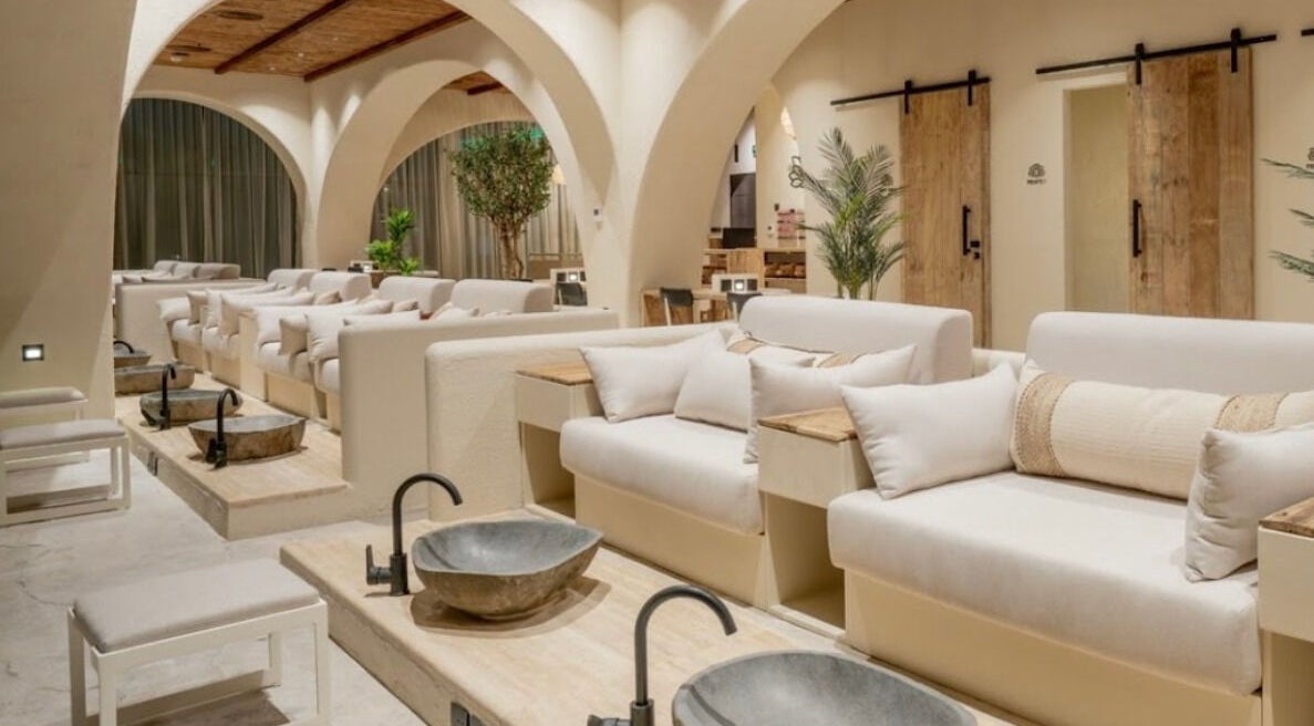 Comfortable seating at Yoush Spa, Riyadh for ultimate relaxation and wellness in Riyadh Province, SA.