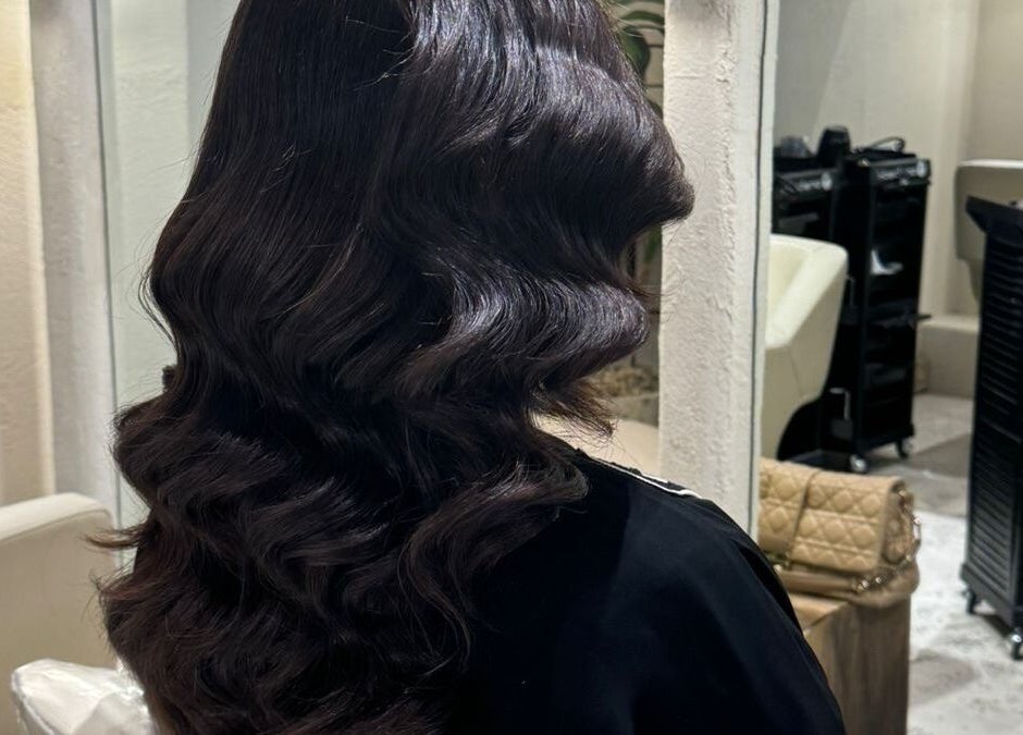 Luxurious wavy hairstyle captured at Yoush Spa, Riyadh, Riyadh Province, SA.
