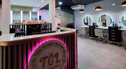 The Glam Lounge