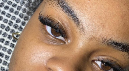 Luxeyes Eyelash Extensions