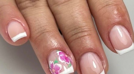 AnaCarolina Nail designer afbeelding 2