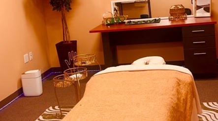 Ashley's Healing And Beauty Spa
