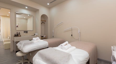 Εικόνα Purity Lounge Ladies Salon 2