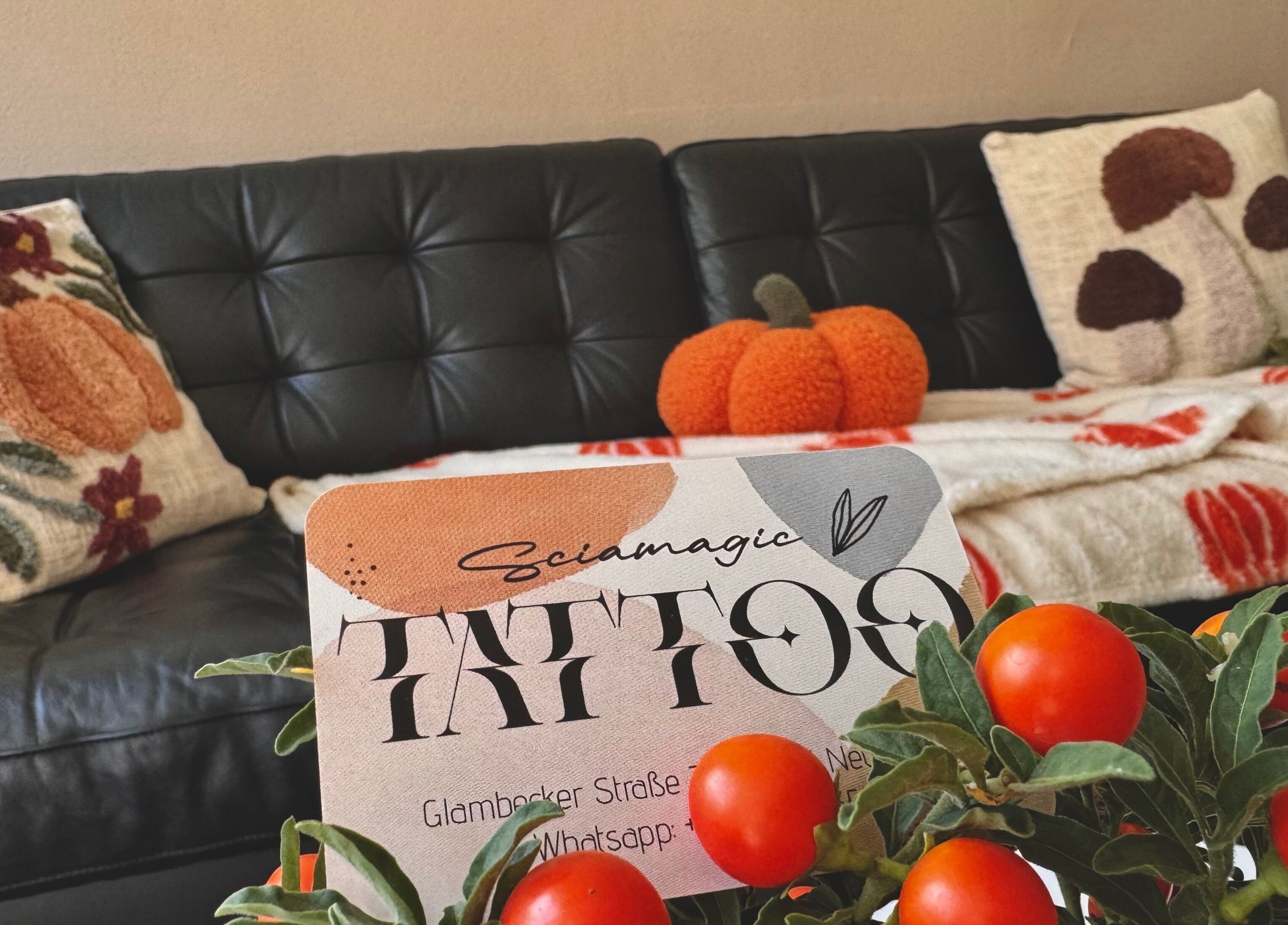 Gemütliche Lounge bei Sciamagic Tattoo - Termine in Neustrelitz, Mecklenburg-Vorpommern, DE.