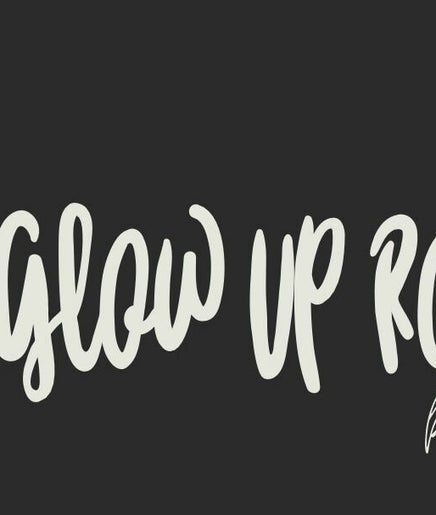 Imagen 2 de The Glow Up Room by Shyy