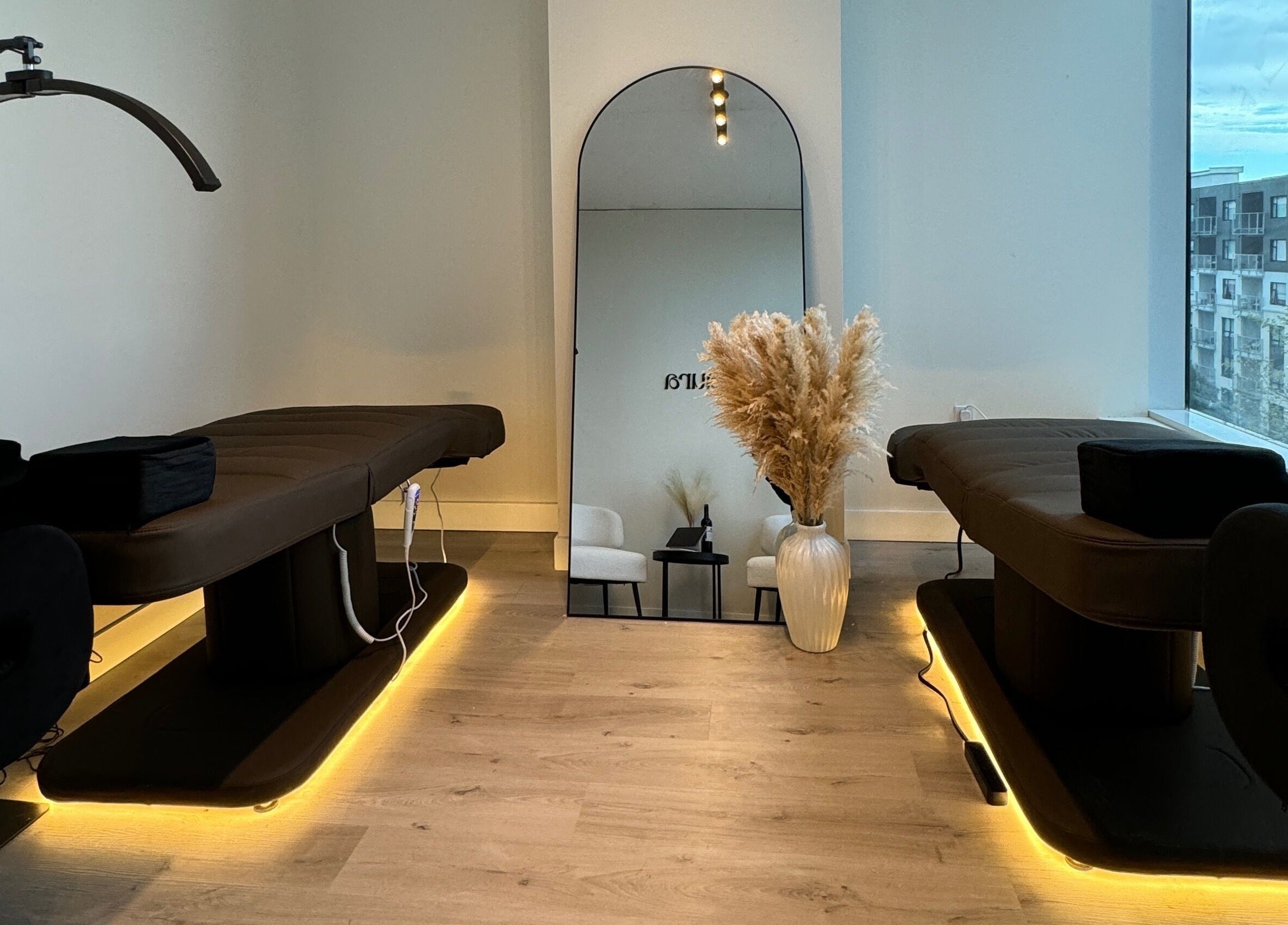 Modern treatment room at Lushaura Lash Studio, Burnaby, British Columbia, CA with elegant decor and natural lighting.