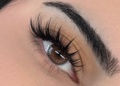 Close-up of expertly applied lashes at Lushaura Lash Studio, Burnaby, British Columbia, CA.