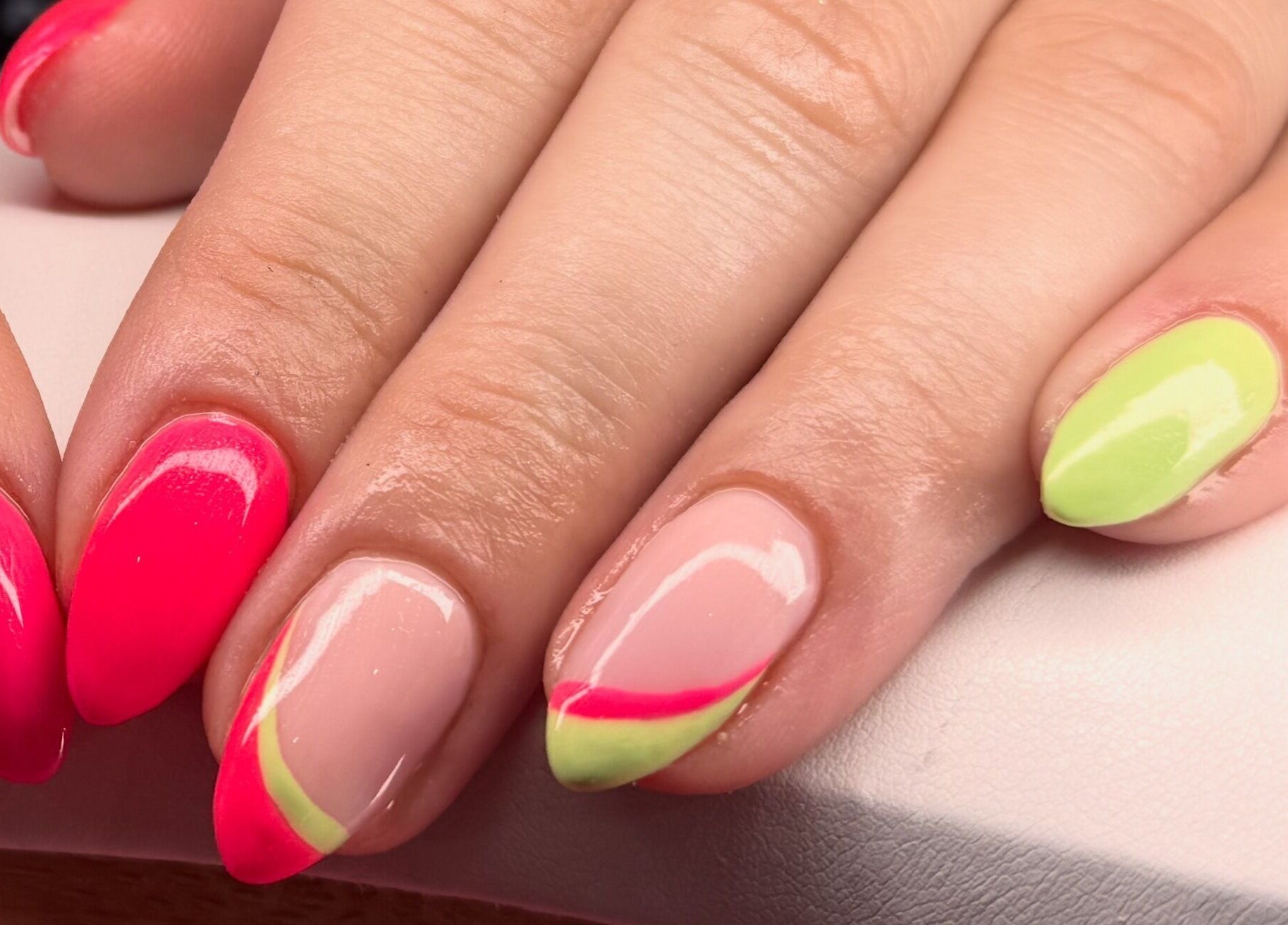 Vibrant nail art by Diamond Nails by Mariela in Sindlesham, England, GB. Mobile service available.