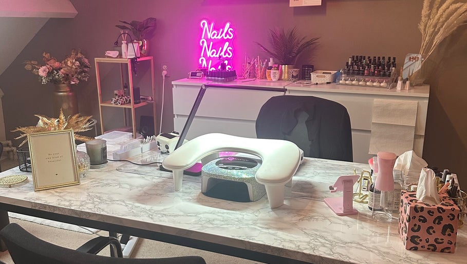 Luxury Nails By Marloes imej 1