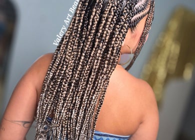 Peinados trenzados en Valery Art Beauty, Quebradillas, Quebradillas, PR. Belleza y estilo en un solo lugar.