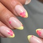 B's Nail Lounge