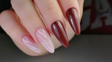 NailRoom Stylizacja paznokci kép 3