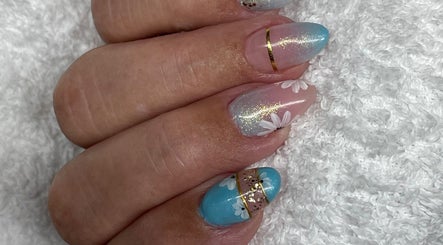 T.Nails Tahiti image 3