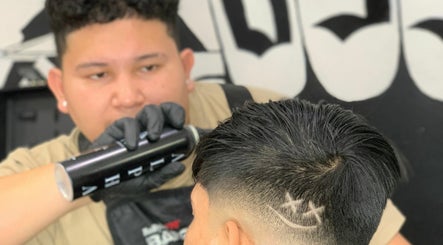 Barber shop 653, bild 2