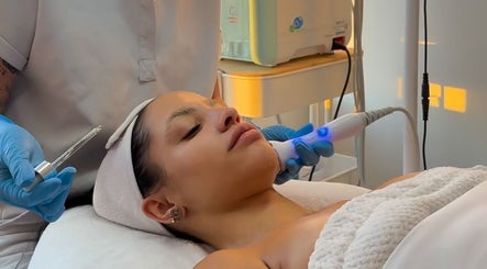 Lumi Luxe Studio - Burnaby Facials