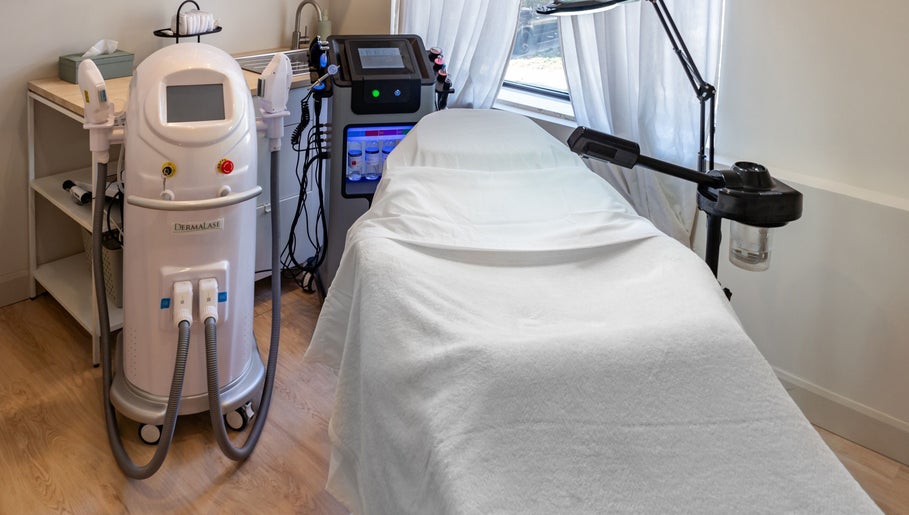 Advanced treatment room at Royal York Holistic Med Spa, Toronto, Ontario, CA, featuring state-of-the-art equipment.