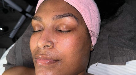 Katy Tx Makeup, Facials and Waxing imagem 3
