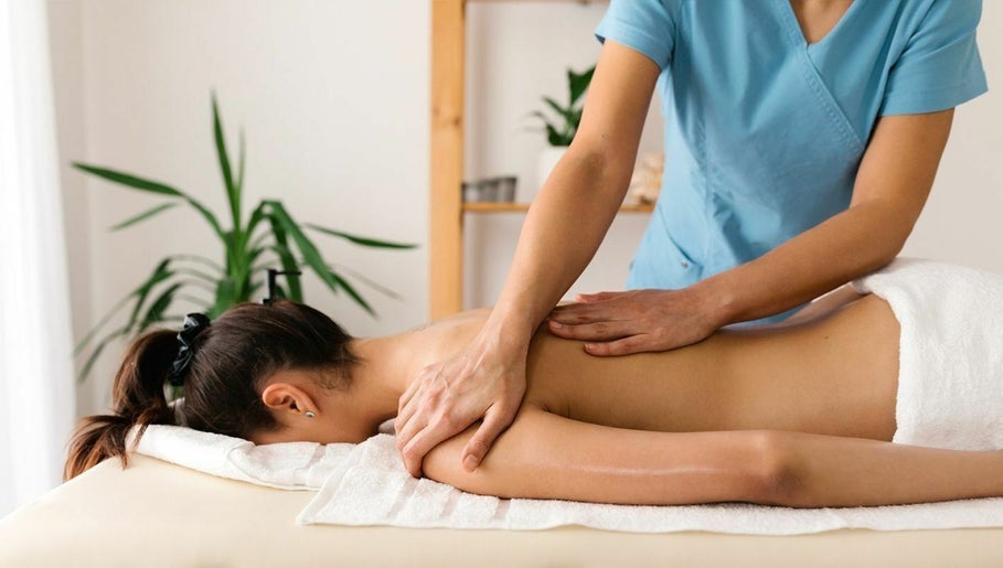 Εικόνα Triple Oaks Massage 1