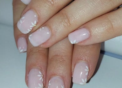 Elegant floral nail art at Anais in Sutton-in-Ashfield, England, GB, showcasing exquisite creativity.