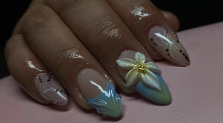 Hailey’s Handcrafted Nails imagem 2