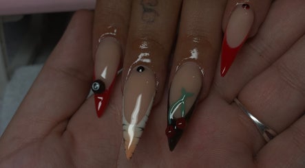 Hailey’s Handcrafted Nails imagem 3