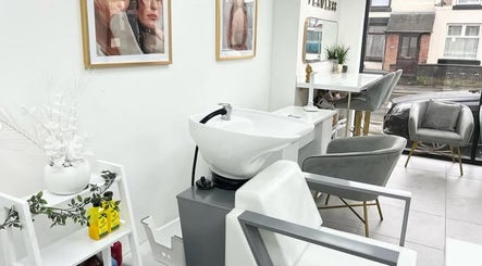 Natalies Skin Clinic image 3