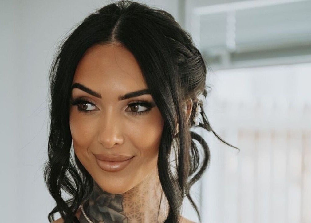 Elegant bridal makeup by Makeup by Lucy, Dundee, Scotland, GB, showcasing exquisite artistry.