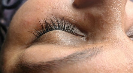 Mo Lashes Cape Town image 2