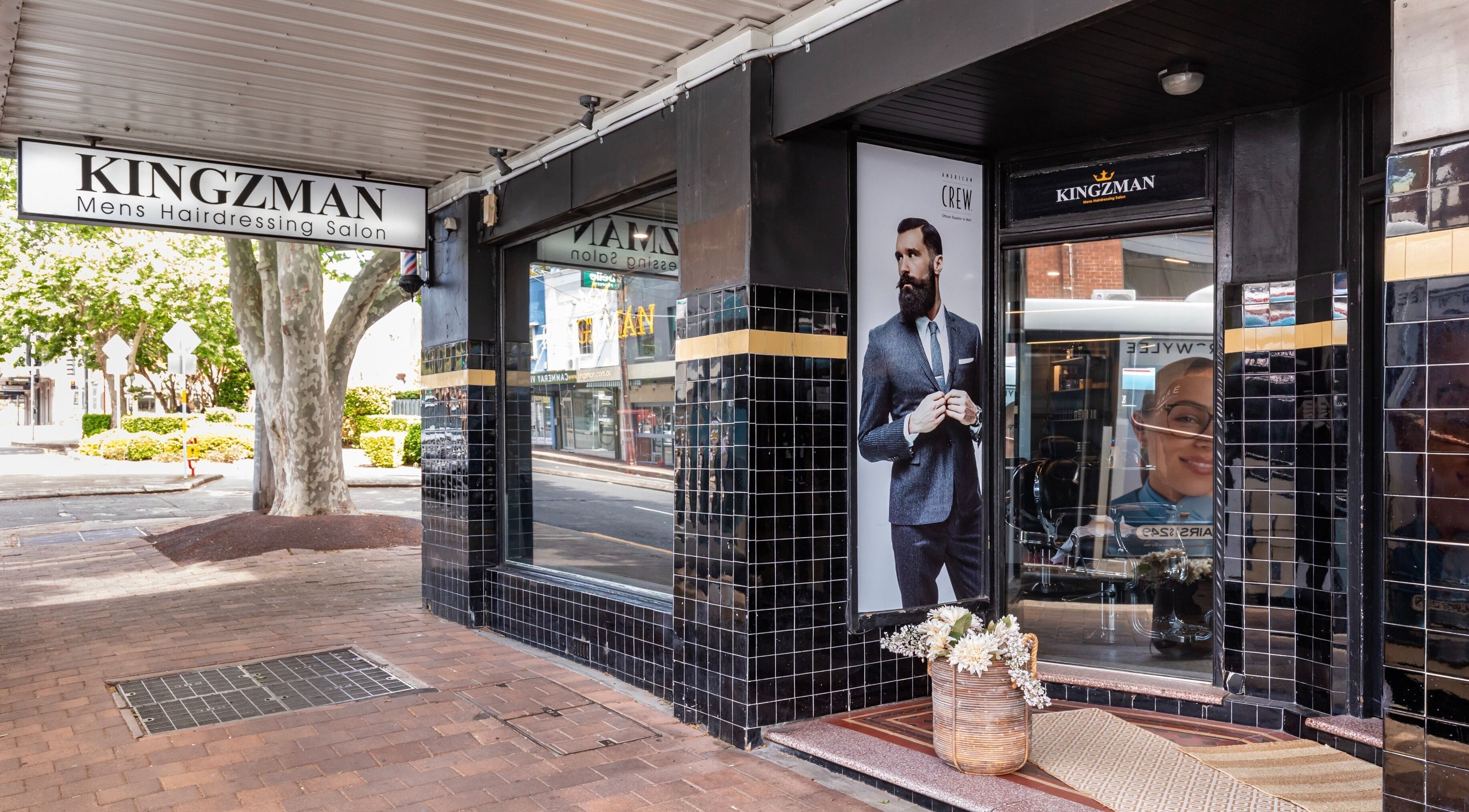 KINGZMAN salon facade in Cammeray, NSW, AU, showcasing modern design and professional appeal.