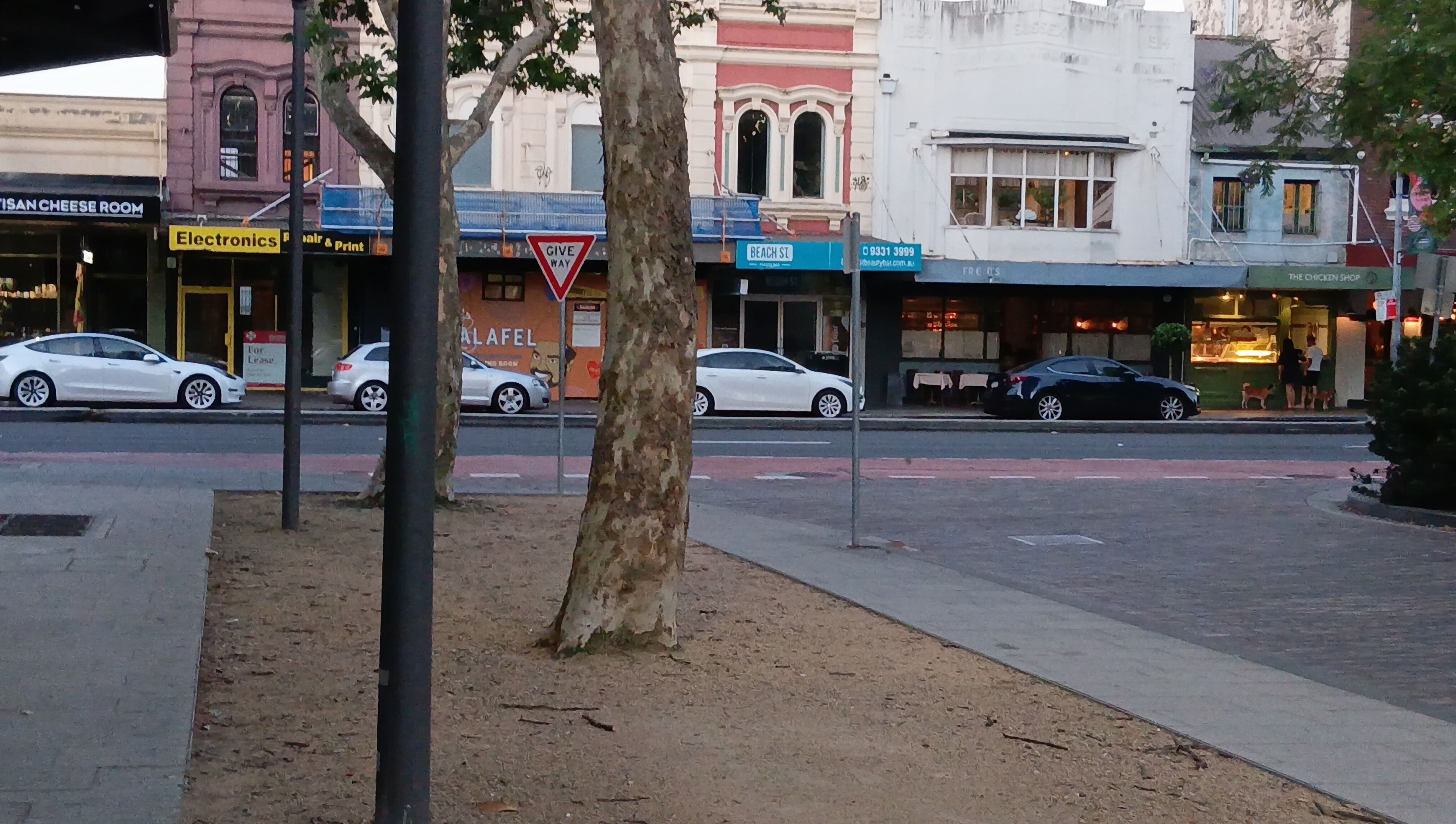 Street view near SplashGlam Beauty Studio, Paddington, New South Wales, AU, showcasing local storefronts.