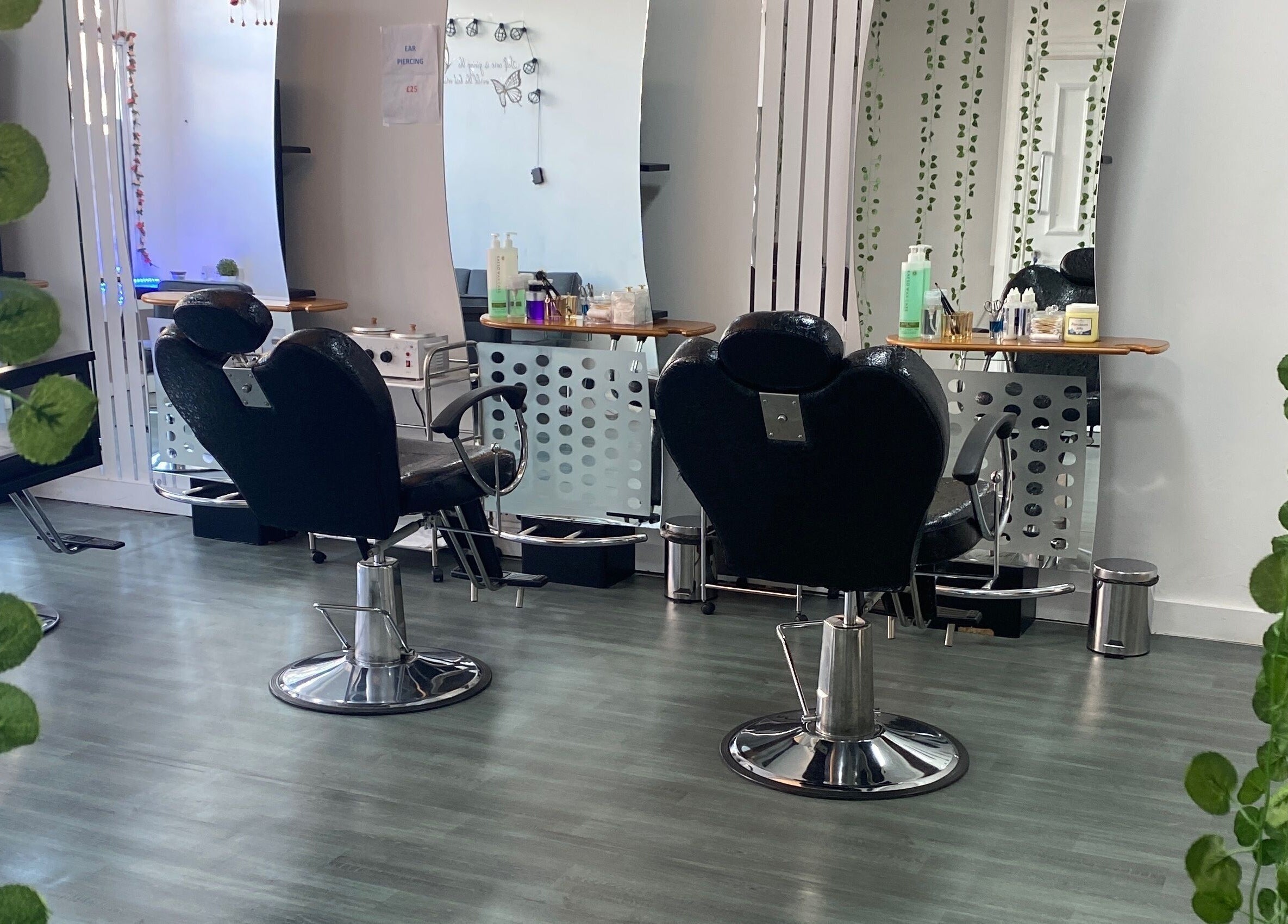 Modern salon interior at 264 London road Westcliff-On-Sea, Southend-on-sea, England, GB, featuring stylish chairs.