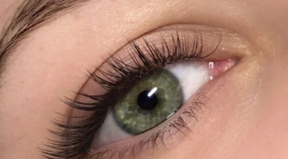 Close-up of lush eyelashes treated at Aiia Clinic in London, England, GB, showcasing beauty enhancement.