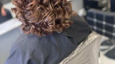 Identity Hair & Beauty Salon image 2