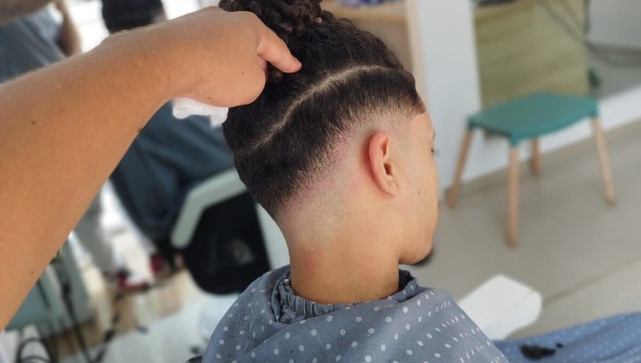 Grandes Ligas BarberShop image 1