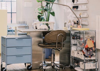 Modern nail station at Aurum Studio LDN, London, England, GB offering stylish beauty services.
