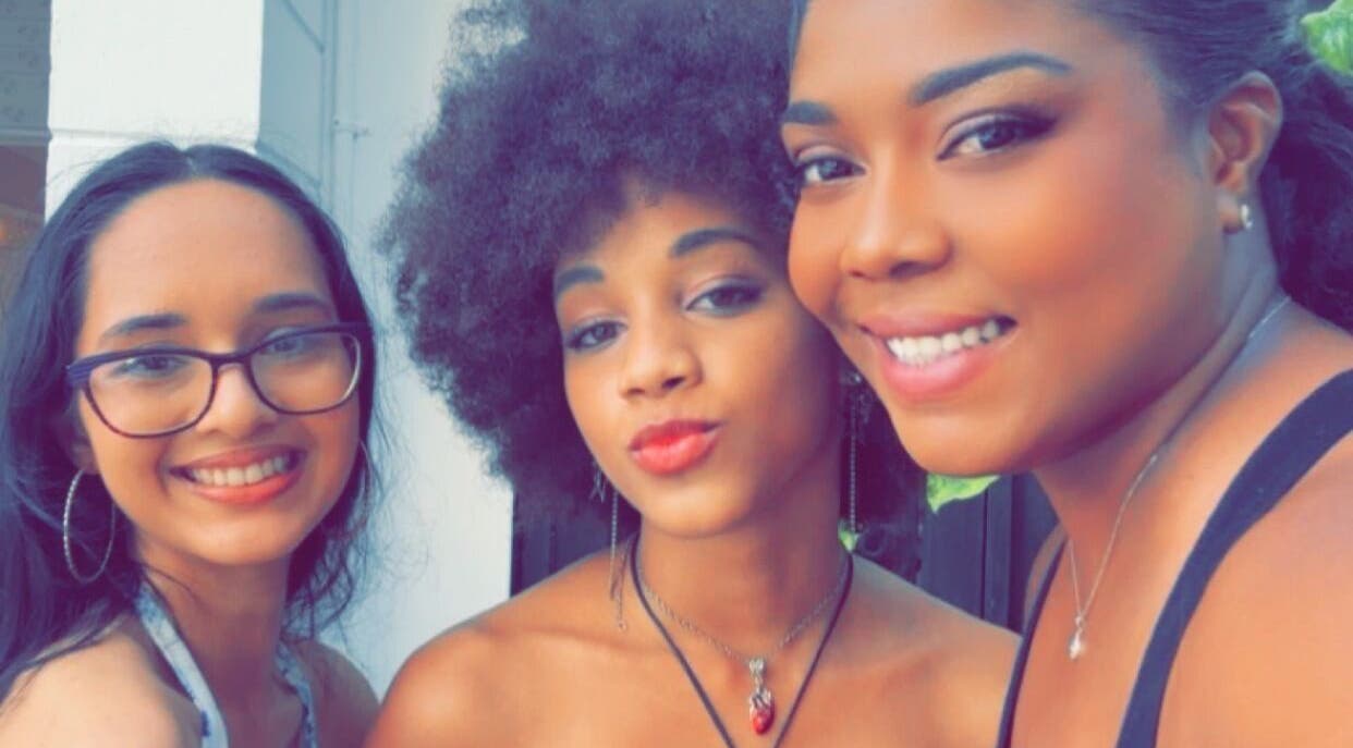 Friends enjoying at Fashionista On Location Studio, Wherever you are!, TT. Celebrating beauty and style.