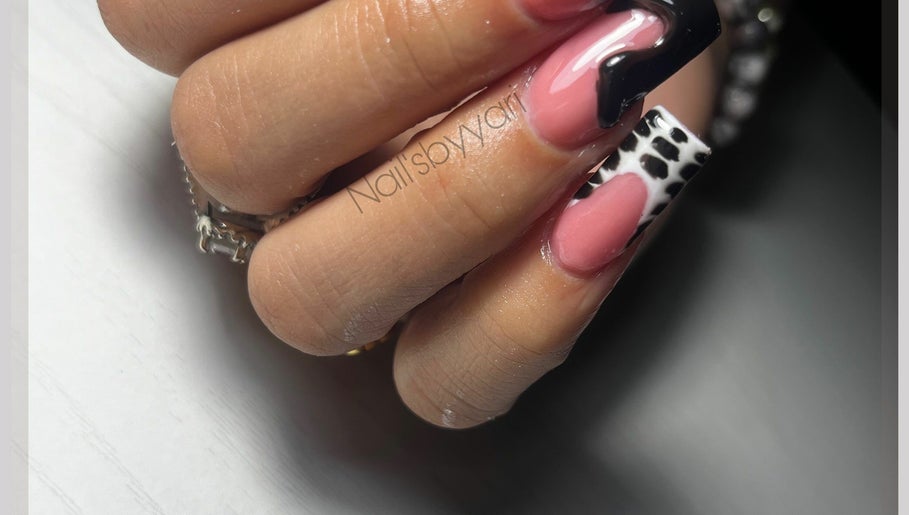 Nail’s by Yari image 1