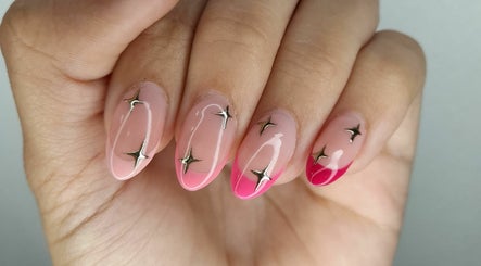 Lindainfinita.nails image 2