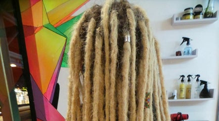 Imagen 3 de Etherial Lifestyle Salon - Dreadlocks Montréal Est