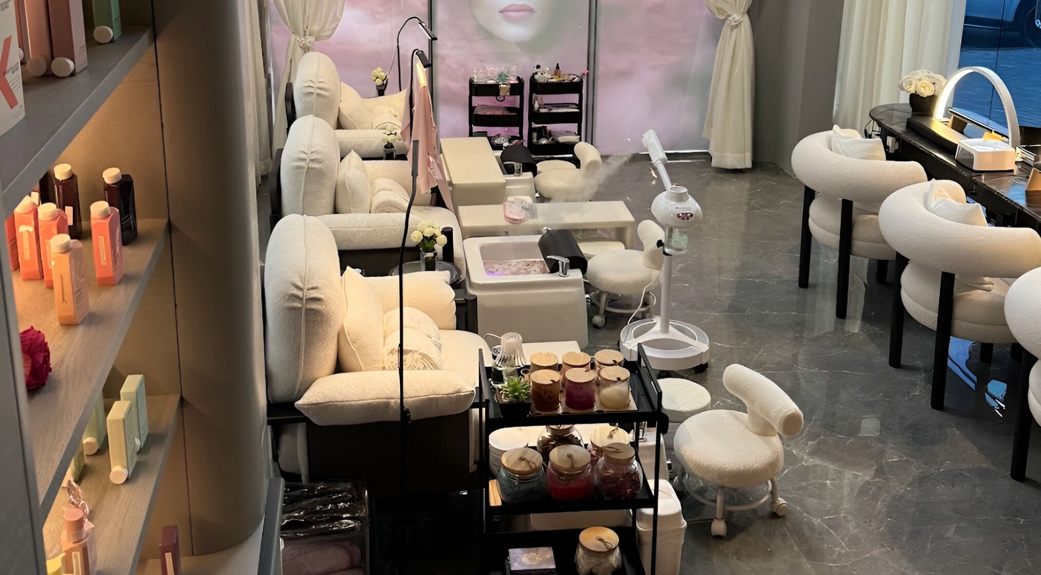 Luxurious interiors of Quick Beauty Salon in Al Khobar, Eastern Province, SA, showcasing cozy chairs and beauty products.