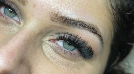 Azera Lash